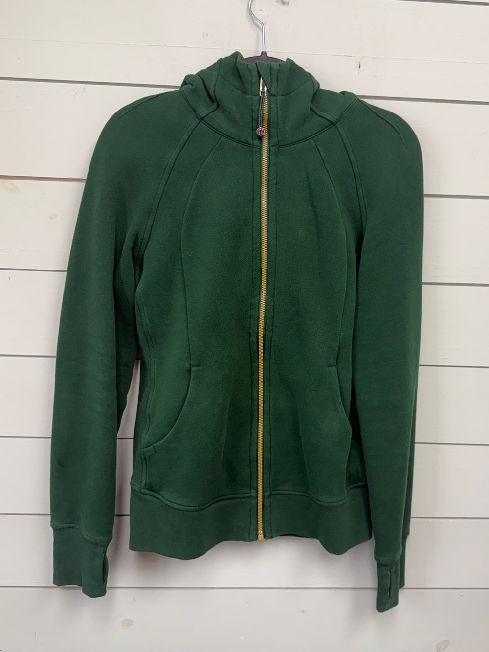 Lululemon scuba full zip hoodie Everglade green and gold zipper women’s size 6
